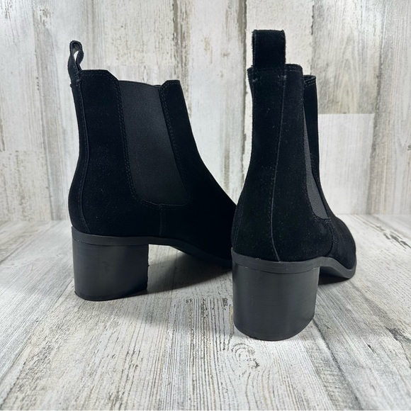 NEW Steve Madden Rhiannon Chelsea Black Suede Block Heel Ankle Boots #1220 - Picture 8 of 12